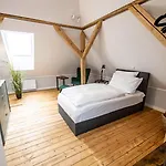 6 130 M2 Wundervoll Sanierte Zentral Ruhig Hochwertig *