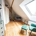 6 130 M2 Wundervoll Sanierte Zentral Ruhig Hochwertig