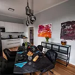 6 130 M2 Wundervoll Sanierte Zentral Ruhig Hochwertig Appartement