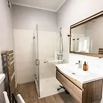 Appartement 6 130 M2 Wundervoll Sanierte Zentral Ruhig Hochwertig *