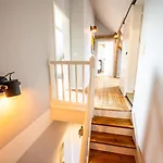 6 130 M2 Wundervoll Sanierte Zentral Ruhig Hochwertig