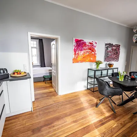 6 130 M2 Wundervoll Sanierte Zentral Ruhig Hochwertig Apartamento Brunsbuttel