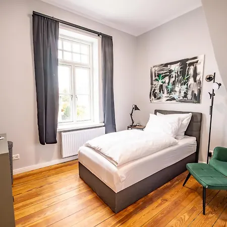 6 130 M2 Wundervoll Sanierte Zentral Ruhig Hochwertig Brunsbuttel