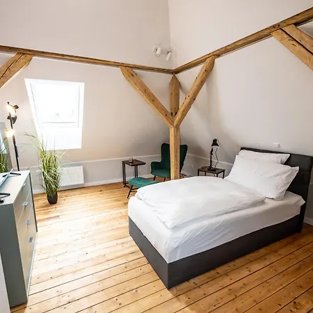 6 130 M2 Wundervoll Sanierte Zentral Ruhig Hochwertig Apartamento *