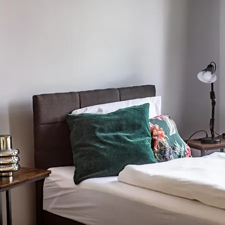 Apartamento 6 130 M2 Wundervoll Sanierte Zentral Ruhig Hochwertig