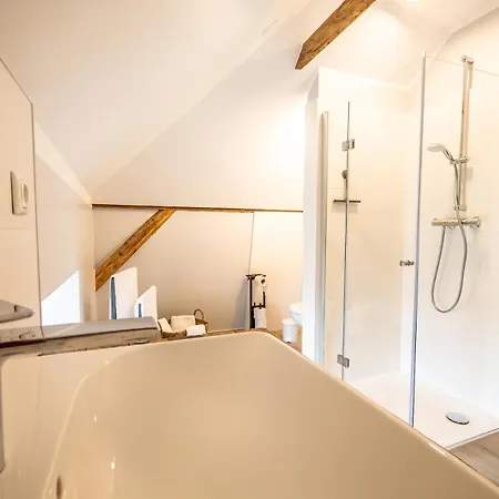 6 130 M2 Wundervoll Sanierte Zentral Ruhig Hochwertig Apartamento Brunsbuttel