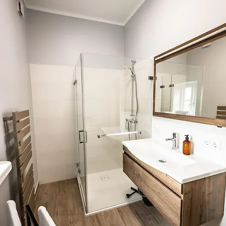 Apartamento 6 130 M2 Wundervoll Sanierte Zentral Ruhig Hochwertig *