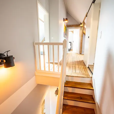6 130 M2 Wundervoll Sanierte Zentral Ruhig Hochwertig