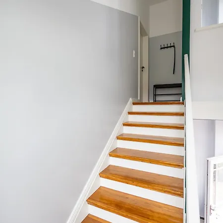 Apartamento 6 130 M2 Wundervoll Sanierte Zentral Ruhig Hochwertig Brunsbuttel