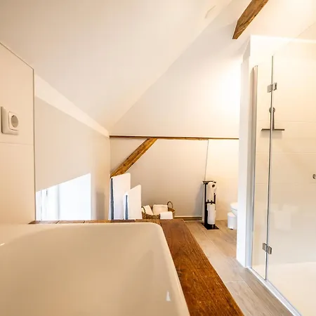 Apartamento 6 130 M2 Wundervoll Sanierte Zentral Ruhig Hochwertig *